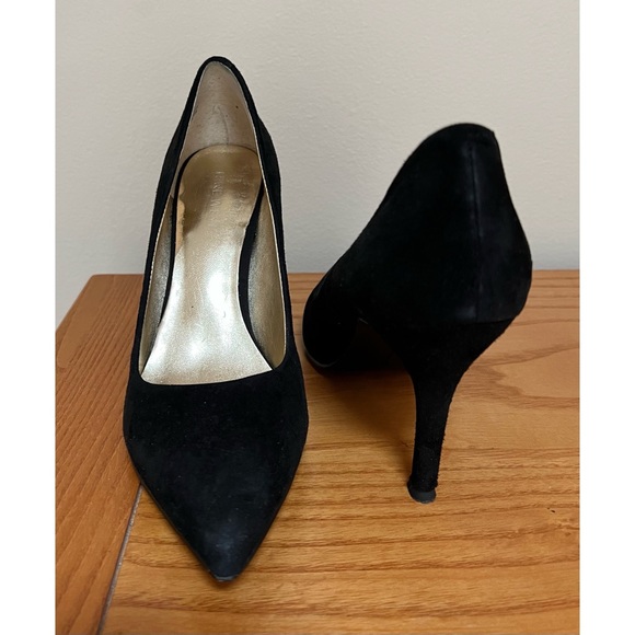 [Nine West] Black Suede Flax Pointy Toe Pumps - Picture 2 of 6